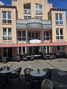 AGORA (16)